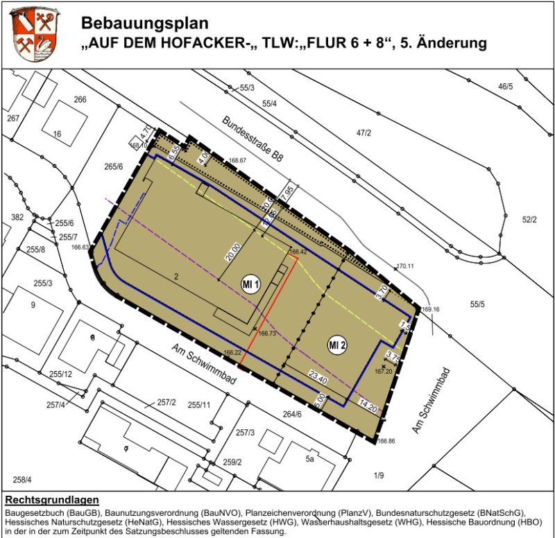 Zu sehen ist im oberen Abschnitt das Wappen von Selters mit den Symbolen der 4 Ortsteile. Daneben Bebauungsolan Auf dem Hofacker,teilweise Flur 6 und 8, 5.Änderung. Im mittleren Abschnitt die Umrisse und Lage des Bebauungsplanes. Die Fläche liegt zwischen der Bundesstraße B8 und der Straße Am Schwimmbad. Mischgebietsbezeichnung MI 1 und MI 2, Baugrenzen, Grünfläche entlang der B8 sowie die Umrisse des Gebäude Pennymarkt.
Im untere  Abschnitt: Rechtsgrundlagen 